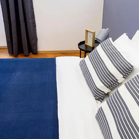 Pregiata Con Bagno Privato - Blu Di Persia Apartamento