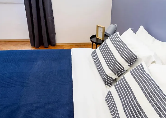 Pregiata Con Bagno Privato - Blu Di Persia Appartement